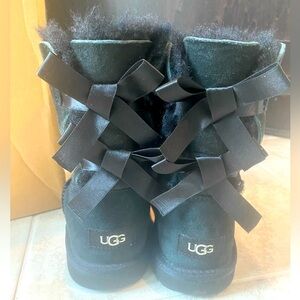UGG Bailey Bow II